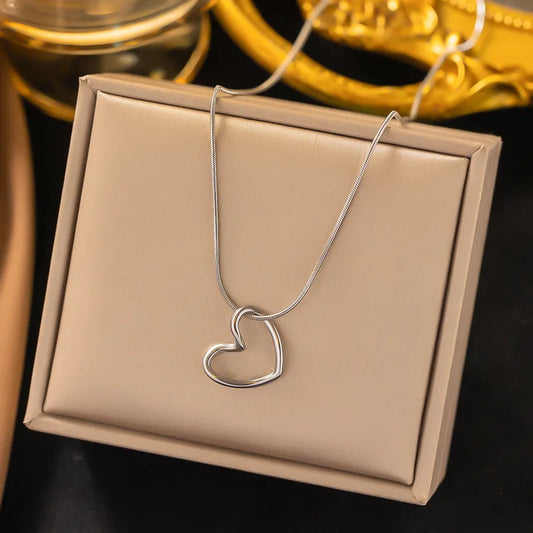 Muse Necklace