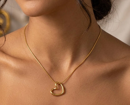 Muse Necklace