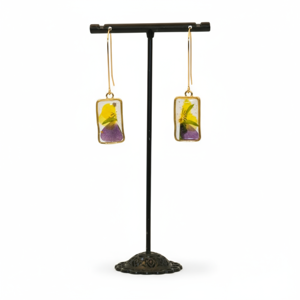 Purple Dried flower Dangle