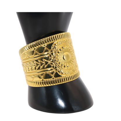 Pharaoh's Legacy Bold