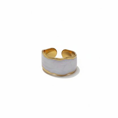 Gold and white ring 