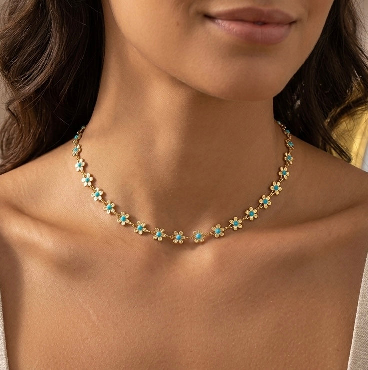 ⁠Daisy Drop Necklace