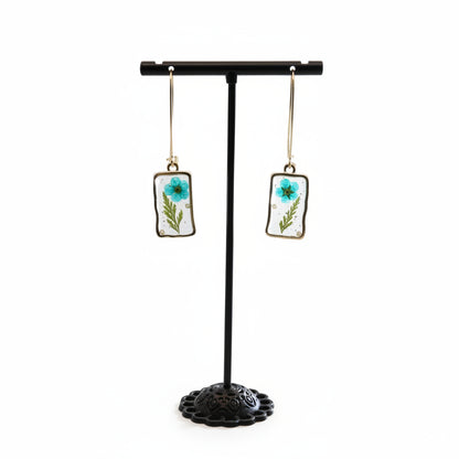 Lite Blue Dried flower Dangle