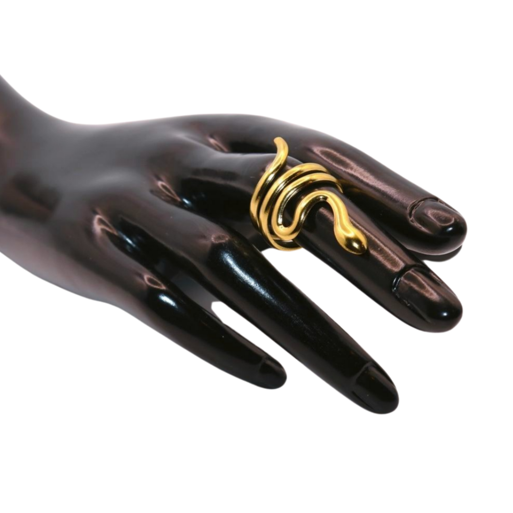 SNake gold ring