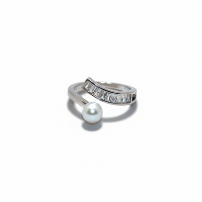 Silver PEarl Ring