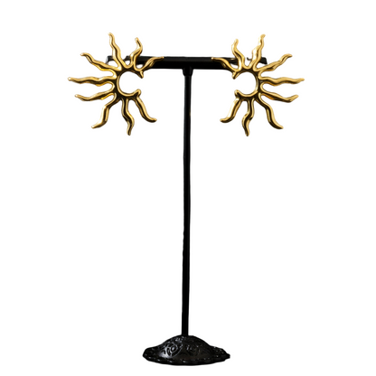 Gold sun-shaped earrings 