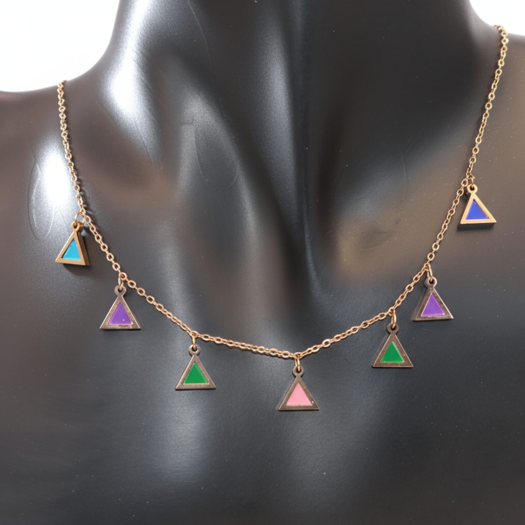 Pendent Triangle Multicolour necklace
