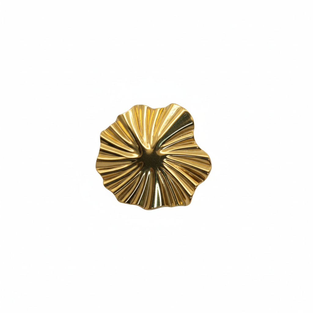 Bold Gold floral ring